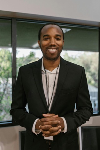 -Alex R., Supply Chain Manager, Automotive OEM